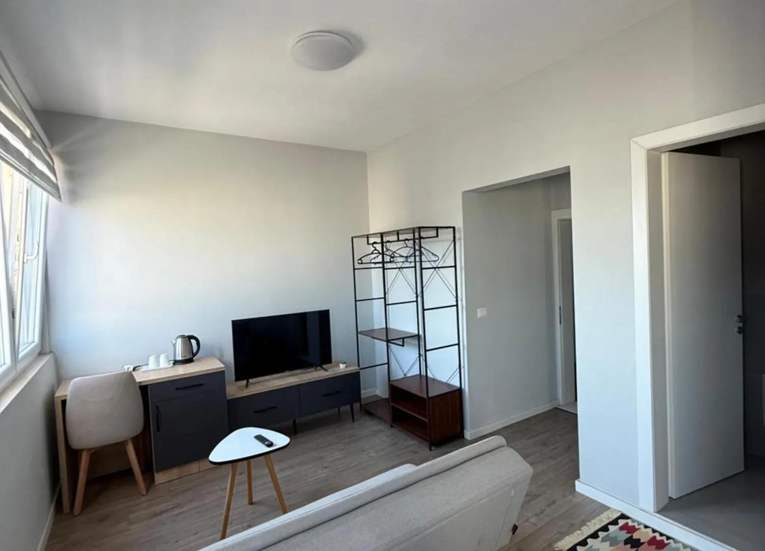 בית הארחה Tirana Central Living